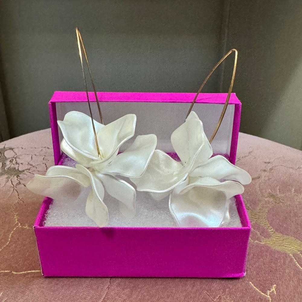 Beautiful floral statement earrings